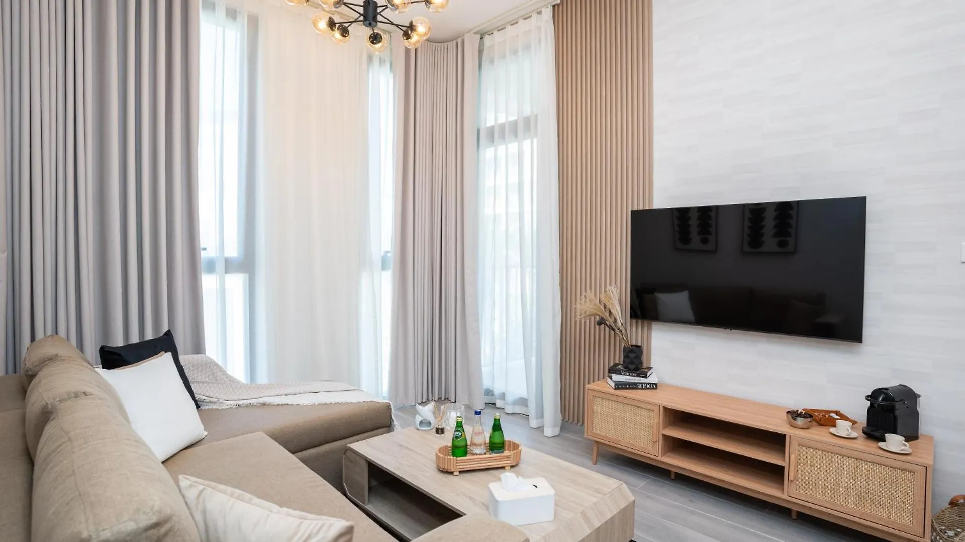 Chic 1Br In Mesk 1 With Serene Balcony Views By Vibel Apartment Dubai 0*,