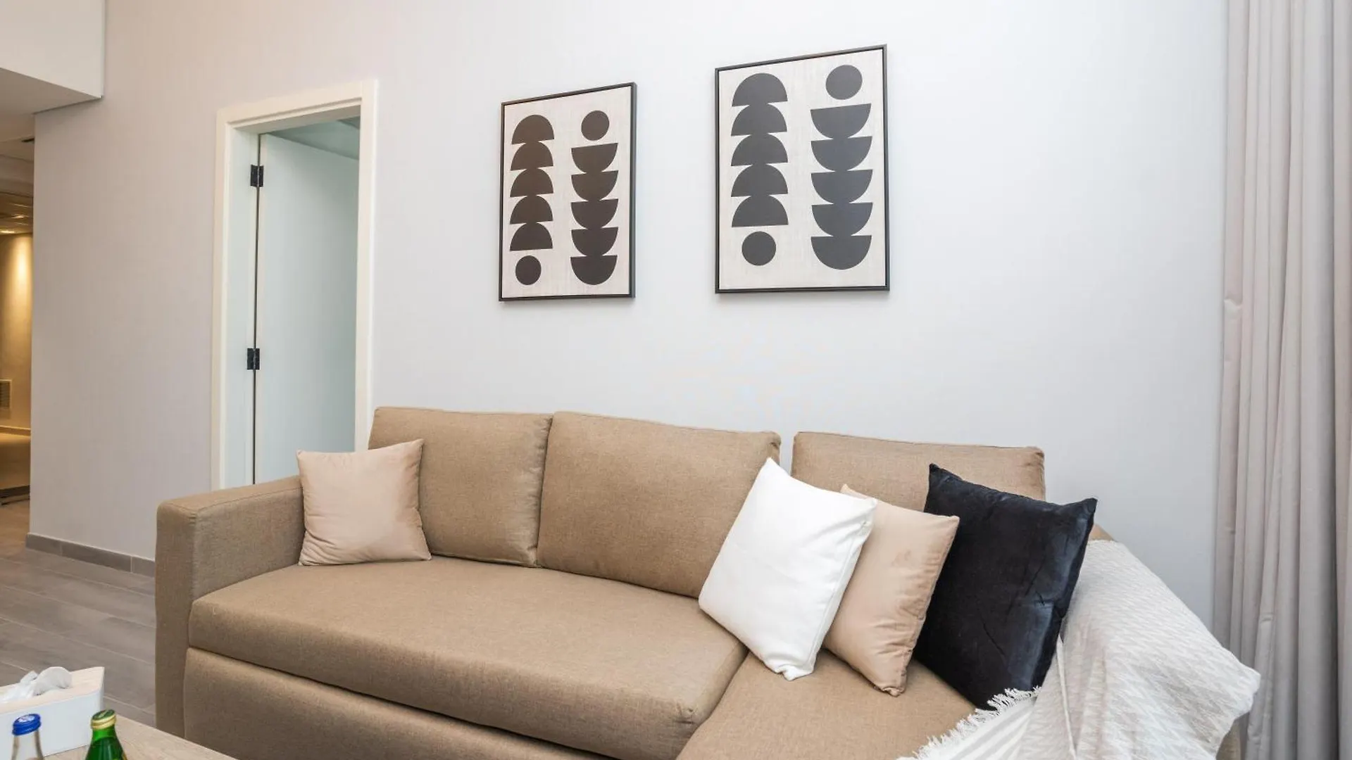 Chic 1Br In Mesk 1 With Serene Balcony Views By Vibel Apartment Dubai